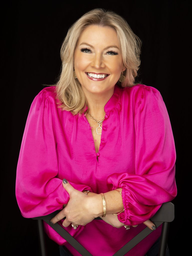 Stephanie Lomax